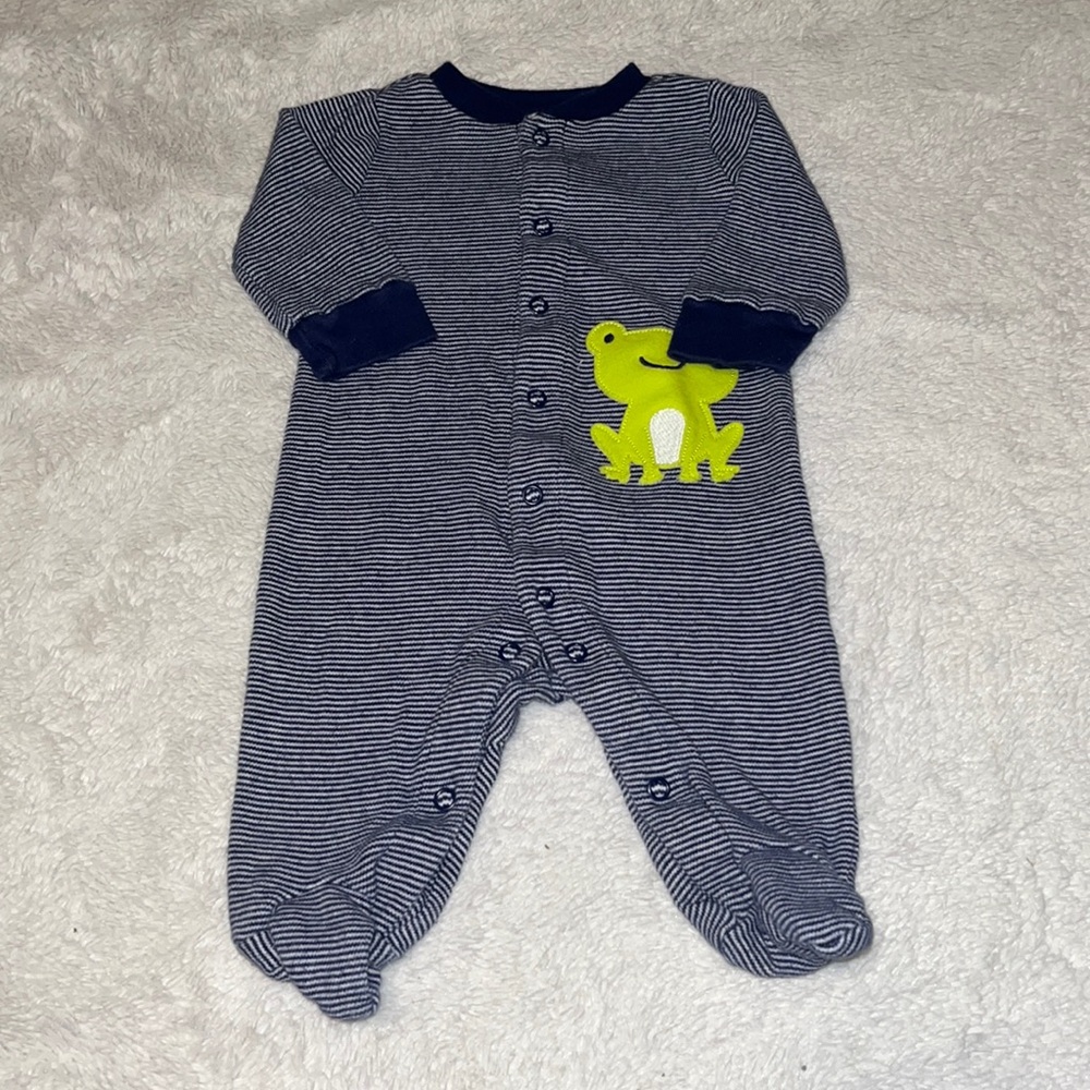 (2 for $10) carters 0-3 month striped frog footie/ sleeper
